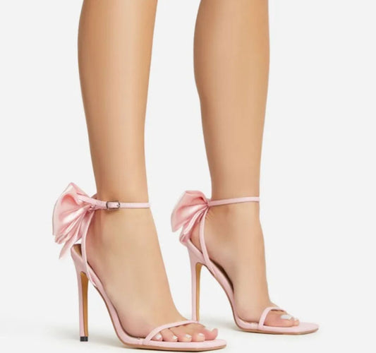 High heeled pink bow